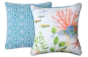 BOHOLOGY B&iacute;lo-modr&yacute; set dvou venkovn&iacute;ch povlaků na pol&scaron;t&aacute;ř Marine Aztec