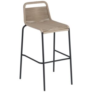 B&eacute;žov&aacute; pleten&aacute; barov&aacute; židle Kave Home Lambton 74 cm