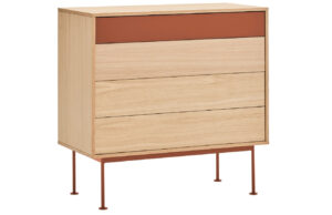 Cihlově červen&aacute; dubov&aacute; komoda Teulat Yoko 90 x 45 cm