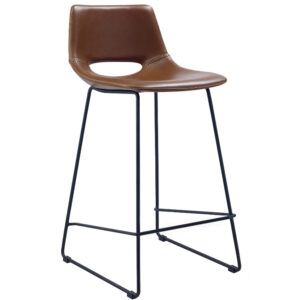 Koňakově hněd&aacute; koženkov&aacute; barov&aacute; židle Kave Home Zahara 65 cm