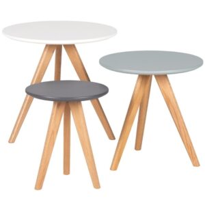 Set tř&iacute; barevn&yacute;ch odkl&aacute;dac&iacute;ch stolků Somcasa Lucio 48/40/30 cm