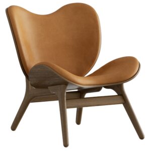 Umage Tmav&eacute; dubov&eacute; křeslo A Conversation Piece s koňakově hnědou kůž&iacute;