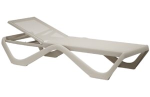 VONDOM Plastov&eacute; zahradn&iacute; leh&aacute;tko LOVE